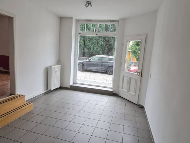 Büro-/Praxisfläche zur Miete provisionsfrei 6 € 3 Zimmer 127 m² Bürofläche teilbar ab 52 m² Radeberg 01454