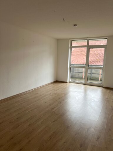 Wohnung zur Miete 450 € 2 Zimmer 56 m² 1. Geschoss frei ab sofort Barrikadenstr. 3 Erxleben Erxleben 39343