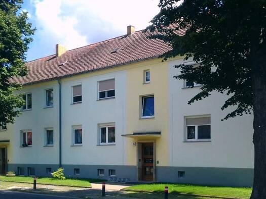 Wohnung zur Miete 317 € 3 Zimmer 57,6 m² 1. Geschoss frei ab sofort Wittichenauer Straße 7b Hoyerswerda 02977