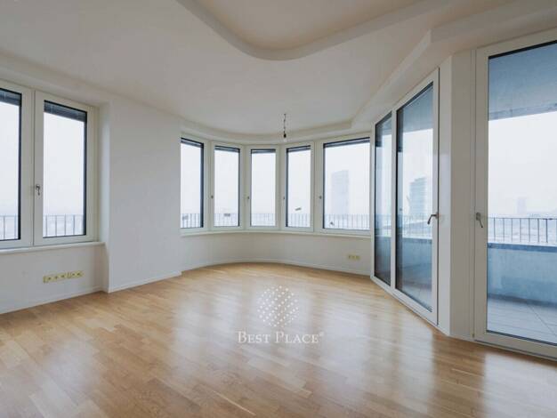 Wohnung zum Kauf - Neubau provisionsfrei 795.000 € 2 Zimmer 70,3 m² 13. Geschoss Mariane-von-Rantzau-Straße Friedrichshain Friedrichshain-Kreuzberg 10243