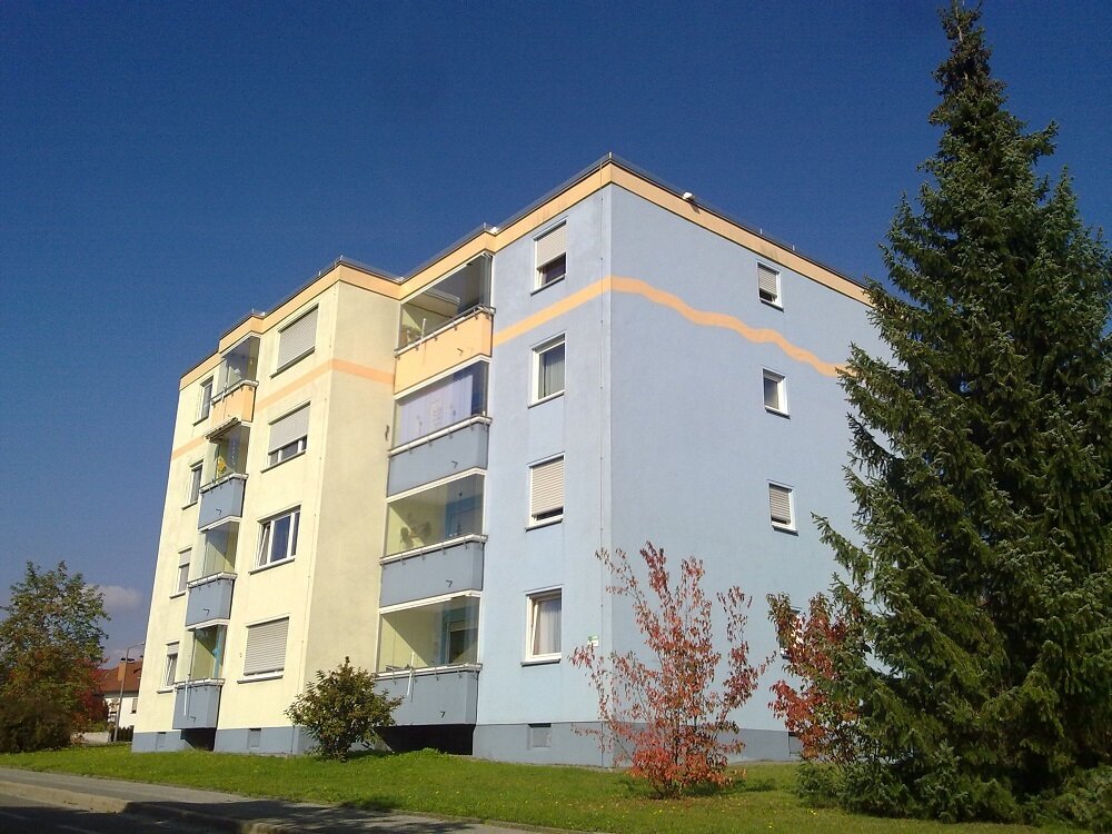 Wohnung zur Miete 381 € 3 Zimmer 85 m²<br/>Wohnfläche Lenaustr. 8 Neustadt Neustadt b.Coburg 96465