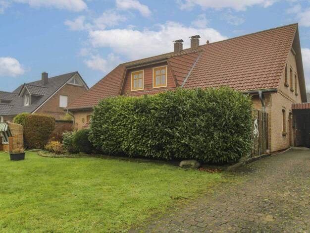 Mehrfamilienhaus zum Kauf als Kapitalanlage geeignet 475.000 € 8 Zimmer 234,8 m² 868,3 m² Grundstück Viöl 25884