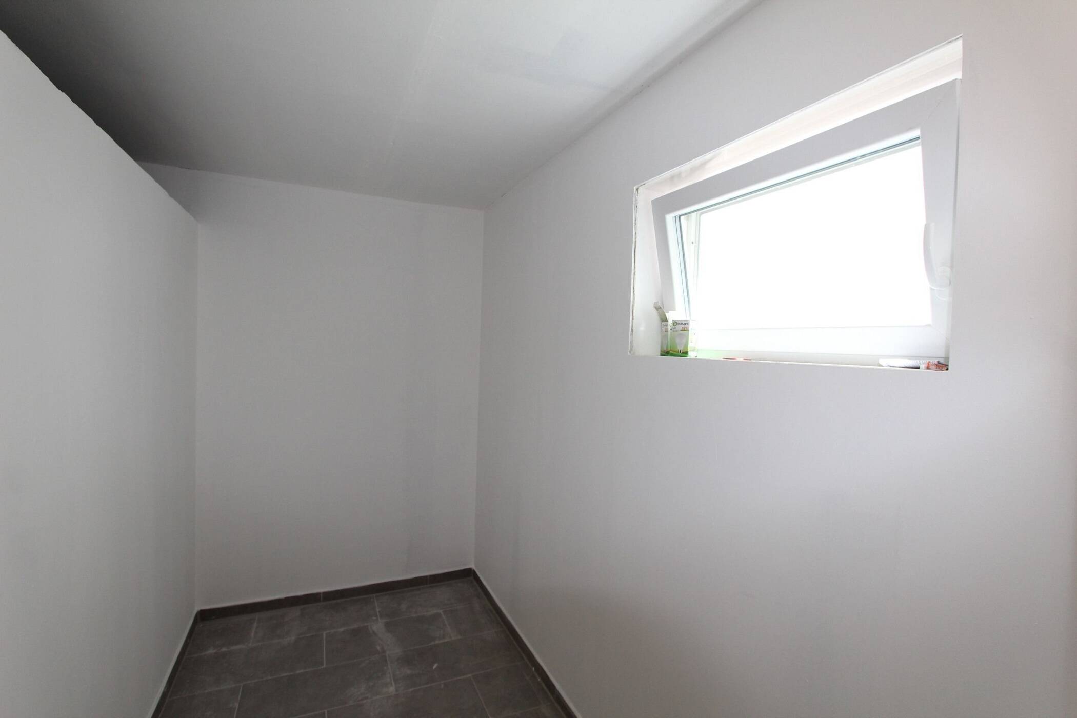 100 % A B V E R K A U F : Provisionsfrei-Neubau KFW 55 -Moderne, repräsentative Wohnung in guter Lage von Fürth für gehobene Ansprüche – Roseggerstr. 14, 90765 Fürth – Vorschaubild 18
