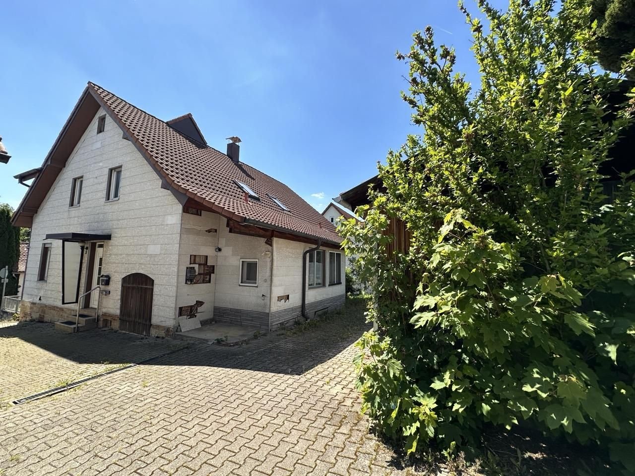 Mehrfamilienhaus zum Kauf 240.000 € 6 Zimmer Weilheim Weilheim 73235