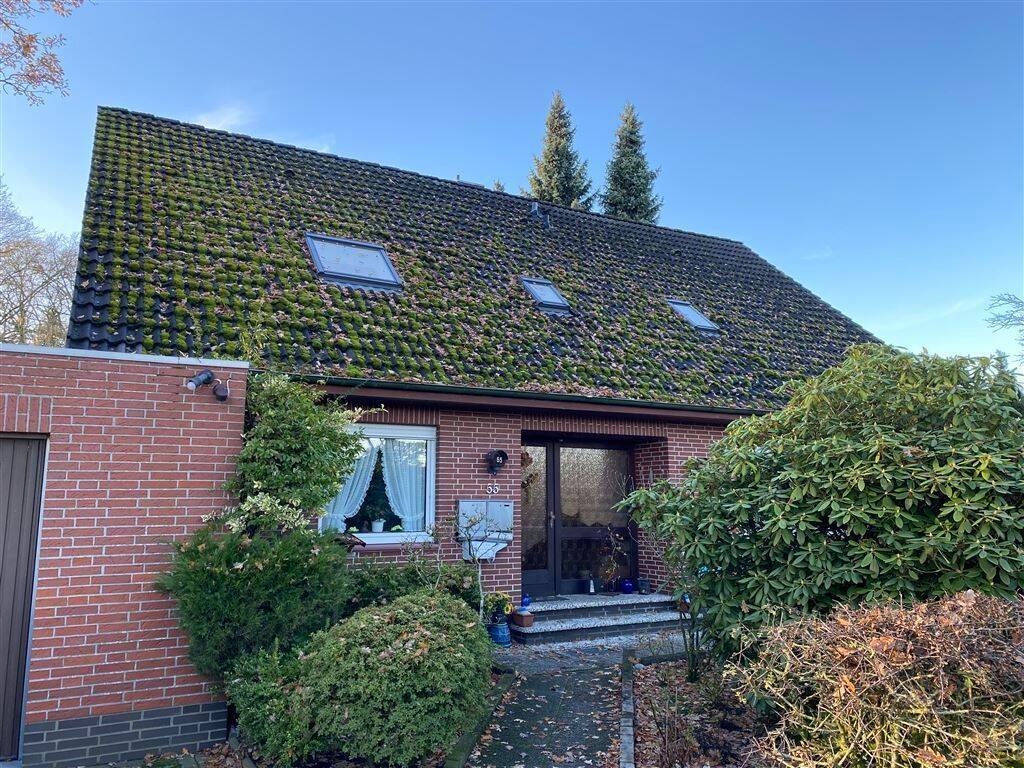 Immobilie in Ganderkesee - Zweifamilienhaus auf 1015 m² großem Grundstück - Bild 1