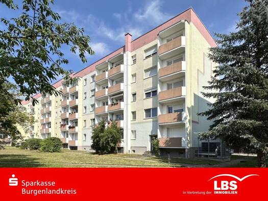 Wohnung zum Kauf 45.000 € 3 Zimmer 64,8 m² Freyburg 06632