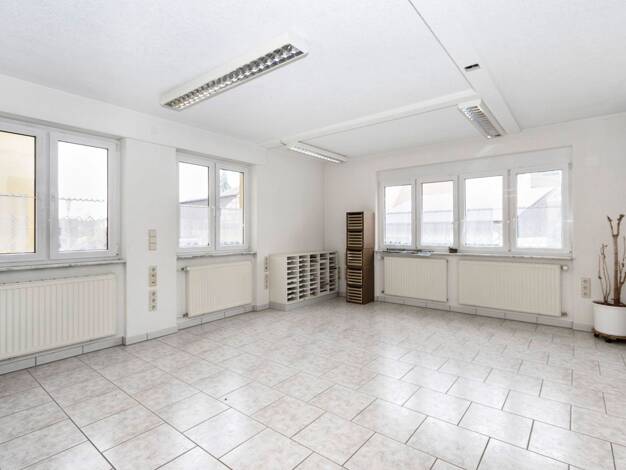 Büro zur Miete 750 € 3 Zimmer Ennetach Mengen 88512