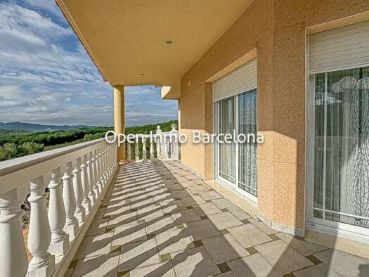 Villa zum Kauf 670.000 € 5 Zimmer 363 m² 3.200 m² Grundstück Olivella 08818