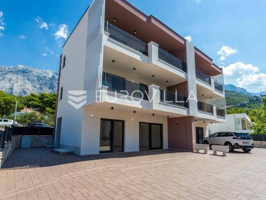 Einfamilienhaus zum Kauf - Erstbezug 925.000 € 4 Zimmer 250 m² Promajna Baška Voda 21320