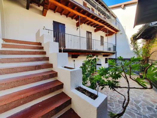 Haus zum Kauf 425.000 € 5 Zimmer 322 m² MANERBA DEL GARDA 25080