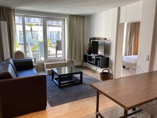 Wohnung zur Miete 950 € 2 Zimmer 41 m² Geschoss 1/5 frei ab 01.05.2026 Stephanienstraße 6 Stadtmitte Düsseldorf 40211