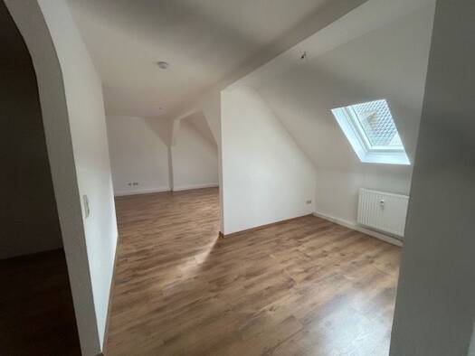 Wohnung zur Miete 360 € 3 Zimmer 63 m² Geschoss 3/4 frei ab sofort Gabelsberger Straße Weida Weida 07570
