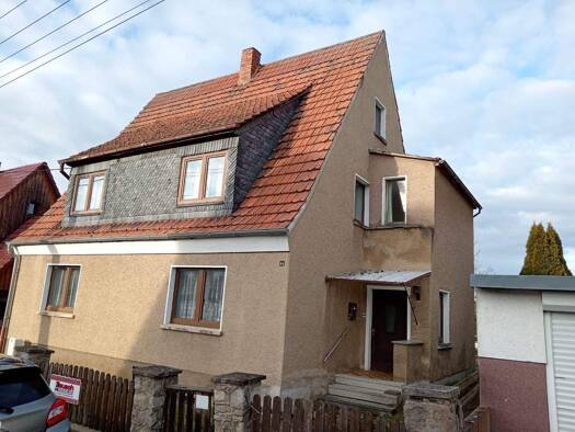 Haus zum Kauf 6 Zimmer 140 m² 818 m² Grundstück frei ab sofort Gehaus Stadtlengsfeld 36404