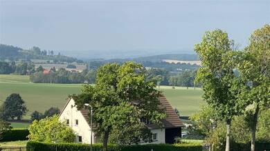 Einfamilienhaus zum Kauf 195.000 € 6 Zimmer 180 m² 1.860 m² Grundstück Schloditzer Straße 22 Droßdorf Tirpersdorf 08606