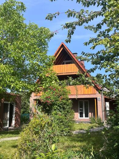 Einfamilienhaus zur Miete 2.550 € 8 Zimmer 235 m² 616 m² Grundstück frei ab sofort Burbacher Straße 26 Siedlung Lehndorf Braunschweig 38116