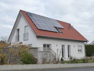 Einfamilienhaus zum Kauf 349.000 € 5 Zimmer 147 m² 565 m² Grundstück Oberscheinfeld Oberscheinfeld 91483