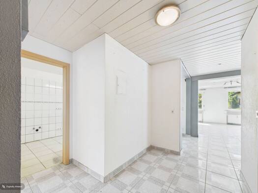Einfamilienhaus zum Kauf 349.000 € 7 Zimmer 215 m² 320 m² Grundstück Sulz Lahr/Schwarzwald 77933