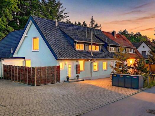 Haus zum Kauf 1.450.000 € 9,5 Zimmer 290,1 m² 534 m² Grundstück frei ab 01.08.2026 Geretsried 82538