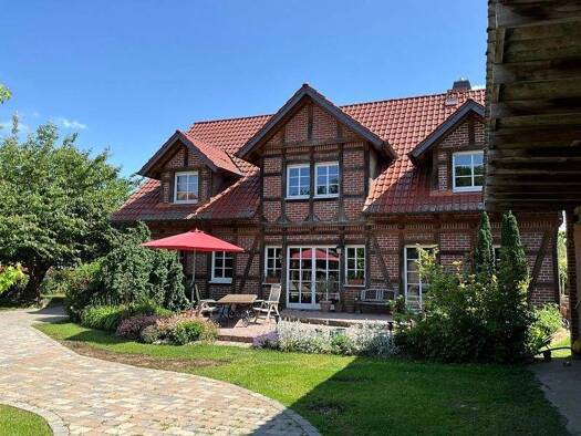 Einfamilienhaus zum Kauf 699.000 € 5 Zimmer 230 m² 8.600 m² Grundstück Voigtholz-Ahlemissen Edemissen 31234