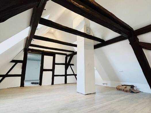 Wohnung zur Miete 1.500 € 6 Zimmer 168 m² frei ab 01.10.2026 Neuhof Neuhof a.d.Zenn 90616