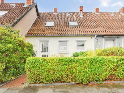 Reihenmittelhaus zum Kauf 199.000 € 3 Zimmer 82 m² 215 m² Grundstück Achim Achim 28832