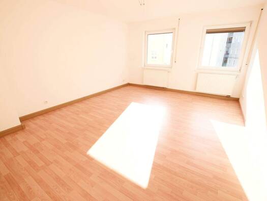 Wohnung zur Miete 640 € 2 Zimmer 55,3 m² 1. Geschoss frei ab sofort Harrichstr. 9 Nordbahnhof Nürnberg 90408
