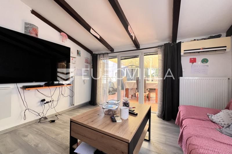 Wohnung zum Kauf 149.500 € 2 Zimmer 64 m²<br/>Wohnfläche Sijana 52100