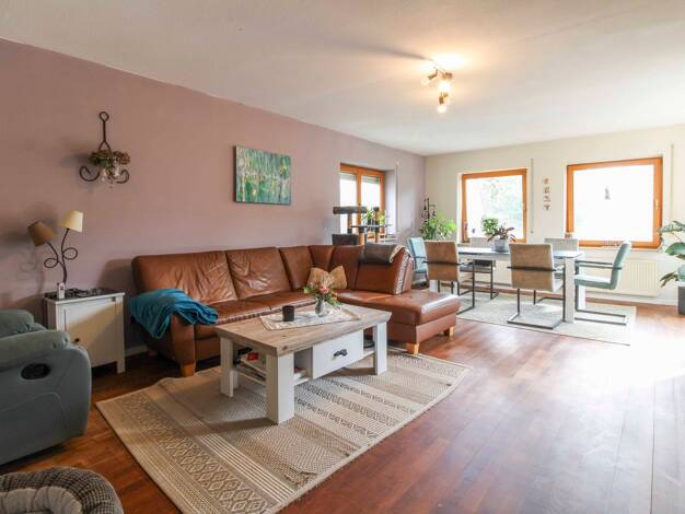 Immobilie zum Kauf als Kapitalanlage geeignet 475.000 € 8 Zimmer 238,4 m² 714 m² Grundstück Büchenbach 91186