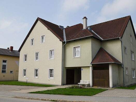 Wohnung zur Miete 506 € 77,3 m² Taxenstraße 4a/2 Kautzen 3851