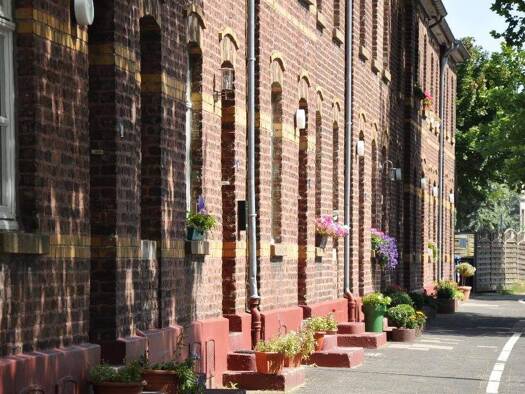 Einfamilienhaus zur Miete 519 € 3 Zimmer 61,8 m² Bierstraße 95 Herzogenrath 52134