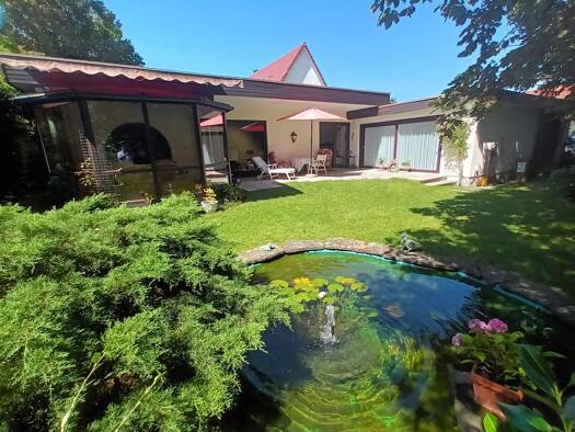 Bungalow zum Kauf 990.000 € 4 Zimmer 115 m² 399 m² Grundstück frei ab sofort Frühlingstraße 11 b Krailling Krailling 82152