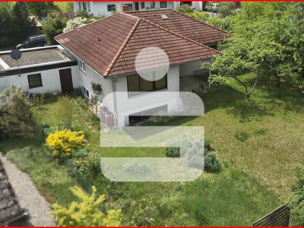 Bungalow zum Kauf 395.000 € 4 Zimmer 100 m² 680 m² Grundstück frei ab sofort Thurn Heroldsbach 91336