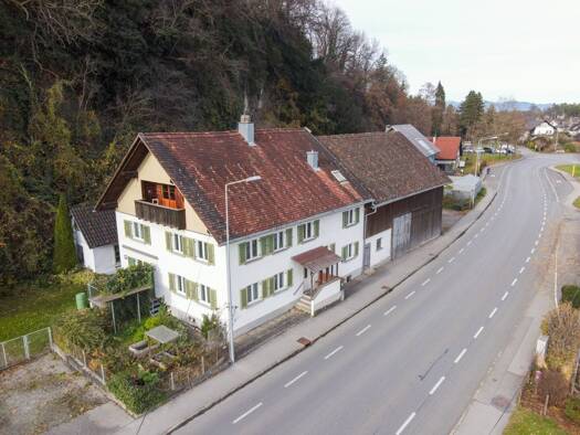 Haus zum Kauf 590.000 € 250 m² 2.241 m² Grundstück Untersteinstraße Feldkirch 6800