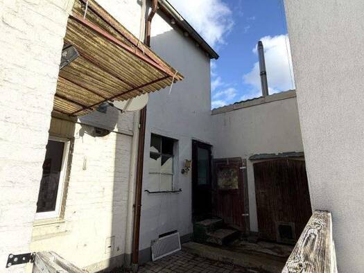 Doppelhaushälfte zum Kauf 84.900 € 5 Zimmer 76 m² 606 m² Grundstück frei ab sofort Krauthausen Niederzier 52382