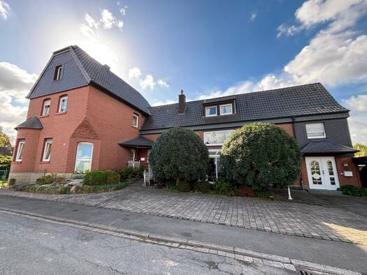 Einfamilienhaus zum Kauf 449.000 € 12 Zimmer 294,5 m² 1.740 m² Grundstück Hattropholsen Soest 59494