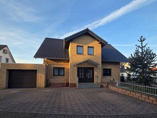 Mehrfamilienhaus zum Kauf provisionsfrei 820.000 € 8 Zimmer 275 m² 690 m² Grundstück Gensingen 55457