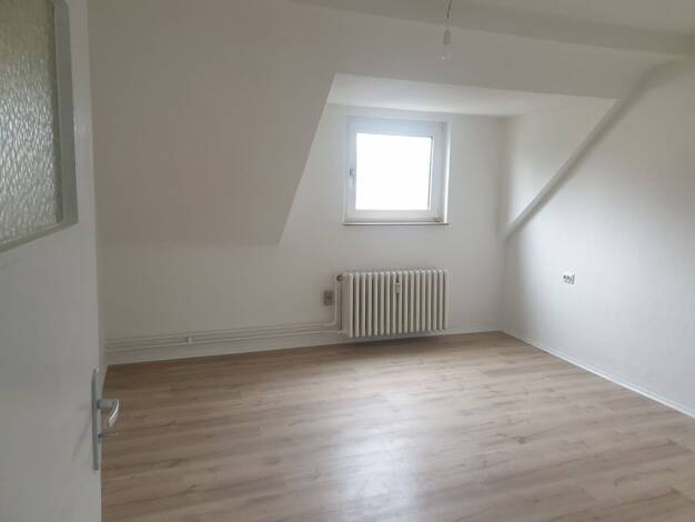 Wohnung zur Miete 309 € 2 Zimmer 44,1 m² Dachgeschoss, 2. Geschoss Laurentiusstraße 19 Horst Gelsenkirchen 45899
