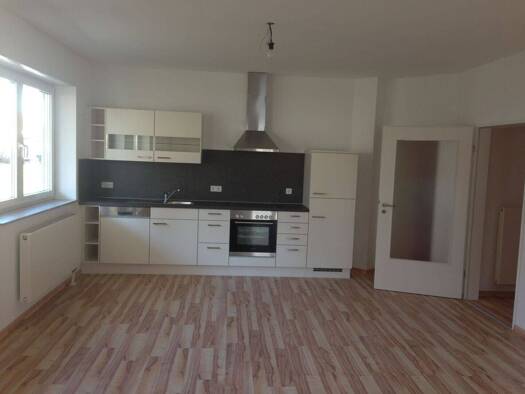 Wohnung zur Miete 950 € 3,5 Zimmer 90 m² Geschoss EG/3 frei ab 01.09.2026 Heiligenberg 88633