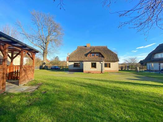 Einfamilienhaus zum Kauf 590.000 € 4 Zimmer 137 m² 2.696 m² Grundstück Altensien 1 Altensien Sellin 18586