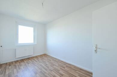 Wohnung zur Miete 431 € 3 Zimmer 70,4 m² 1. Geschoss Grashalmstraße 9 Heide Nord Halle 06120