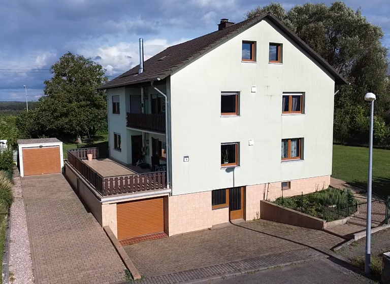 Mehrfamilienhaus zum Kauf 269.000 € 6 Zimmer 197 m²<br/>Wohnfläche 901 m²<br/>Grundstück Bottenbach 66504