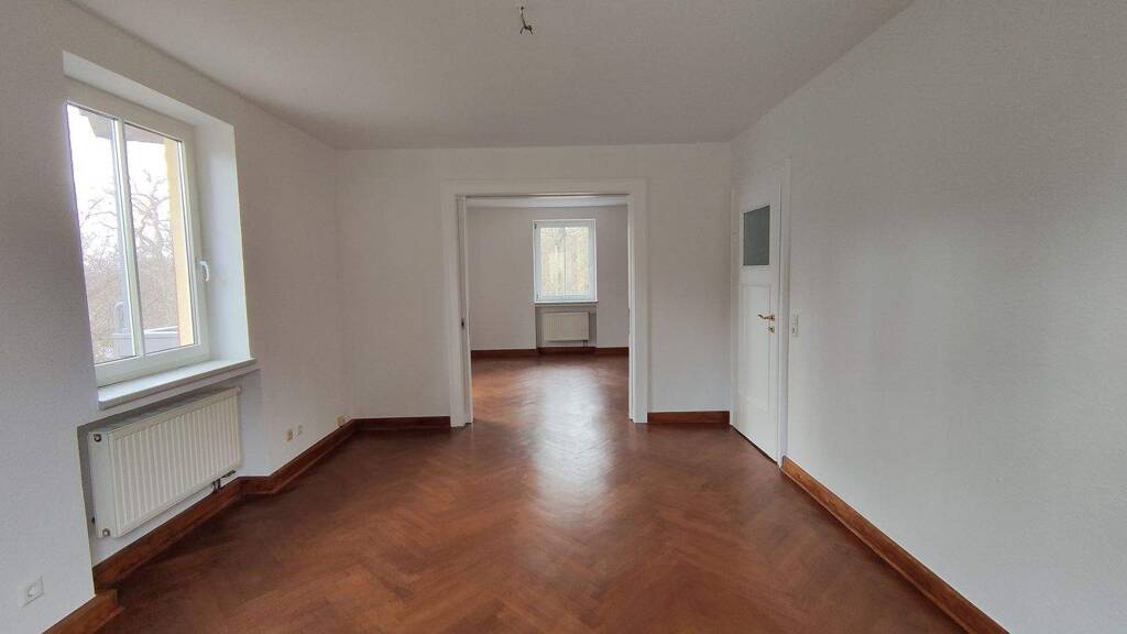 Wohnung zur Miete 900 € 4 Zimmer 95 m² 2. Geschoss frei ab sofort Dr.-Wilhelm-Külz-Straße 10 Gotha 99867