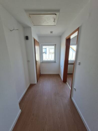 Wohnung zur Miete 470 € 3 Zimmer 65 m² Dachgeschoss, 2. Geschoss frei ab sofort Füllengartenweg 6 Burbach Saarbrücken 66115