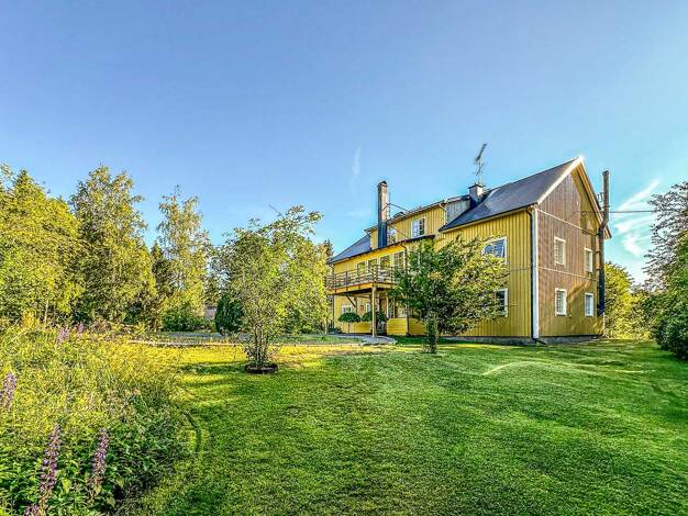 Villa zum Kauf provisionsfrei 398.000 € 11 Zimmer 390 m² 6.000 m² Grundstück frei ab sofort Uppvidinge kommun 364 93 
