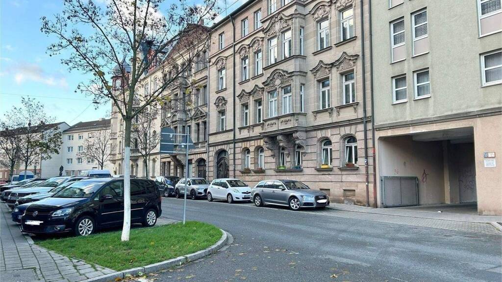 Wohnung zur Miete 650 € 2 Zimmer 54 m² 4. Geschoss frei ab 01.05.2026 Simonstr. 30 Innenstadt Fürth 90762