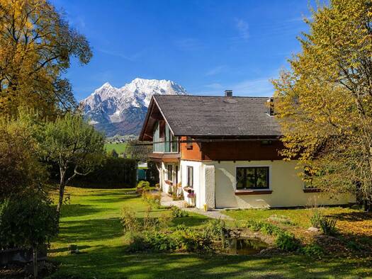 Haus zur Miete 1.990 € 7 Zimmer 180 m² 989 m² Grundstück Aigen im Ennstal 8943