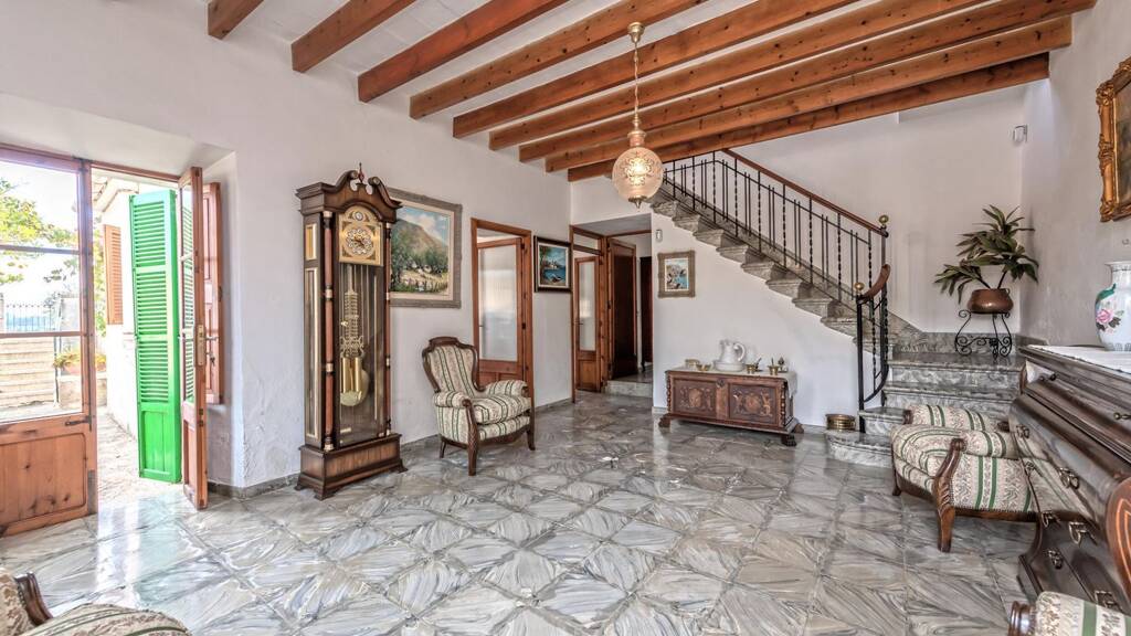 Stadthaus zum Kauf provisionsfrei 595.000 € 9 Zimmer 280 m² 300 m² Grundstück Selva 07313