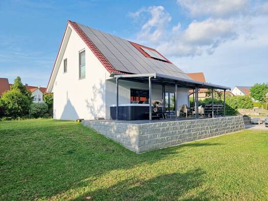 Einfamilienhaus zur Miete 1.590 € 5 Zimmer 141 m² 609 m² Grundstück frei ab sofort Rhönstraße 1 Beratzhausen 93176