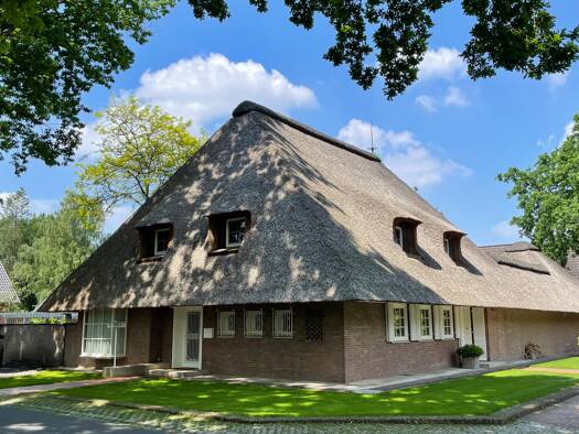 Villa zum Kauf provisionsfrei 1.485.000 € 7 Zimmer 219 m² 1.100 m² Grundstück Rotenburg 27356