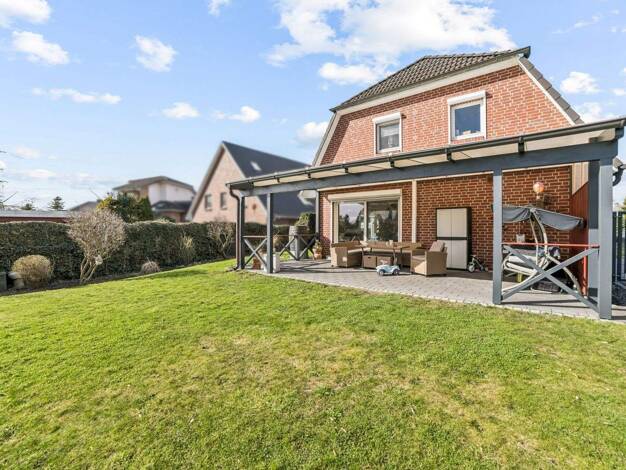 Reihenendhaus zum Kauf 395.000 € 4 Zimmer 88 m² 305 m² Grundstück Uetersen 25436